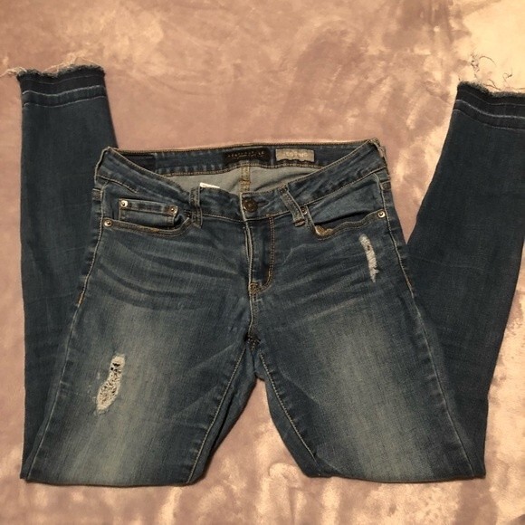 Aeropostale jegging med wash size 2 frayed skinny - Picture 1 of 7